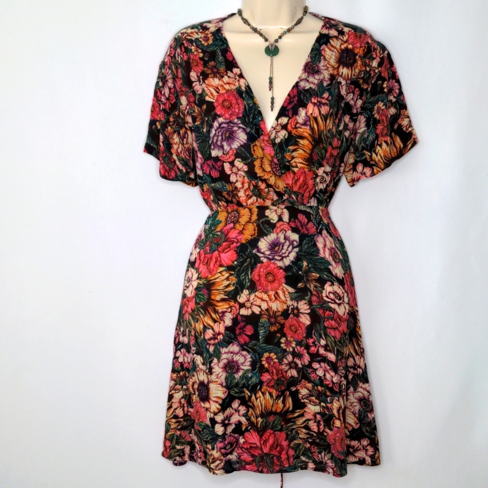 Billabong Sunflower Floral Dress Size Medium - Picture 2 of 11